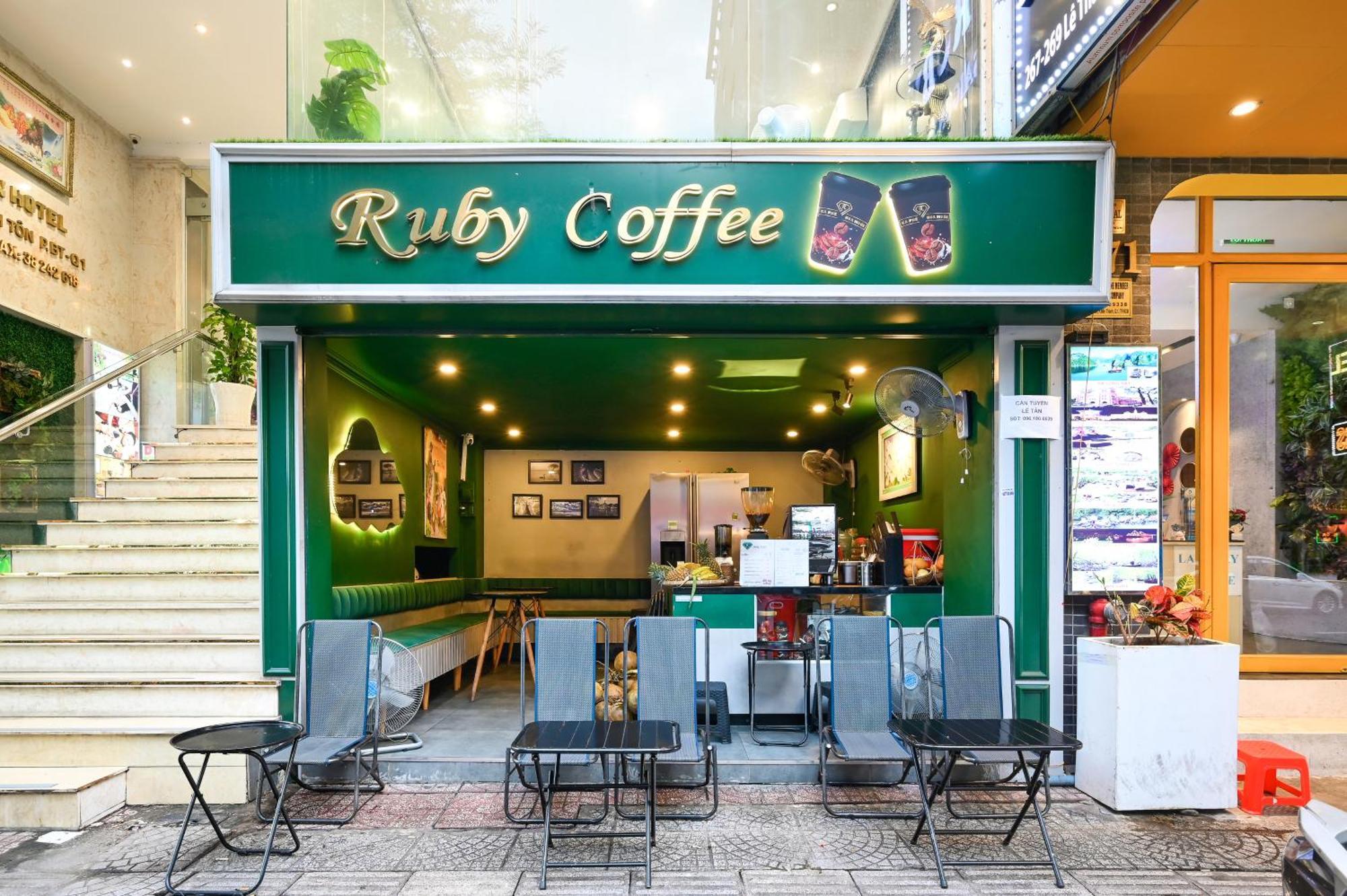 Ruby Saigon Hotel - Ben Thanh Ho Chi Minh-staden Exteriör bild