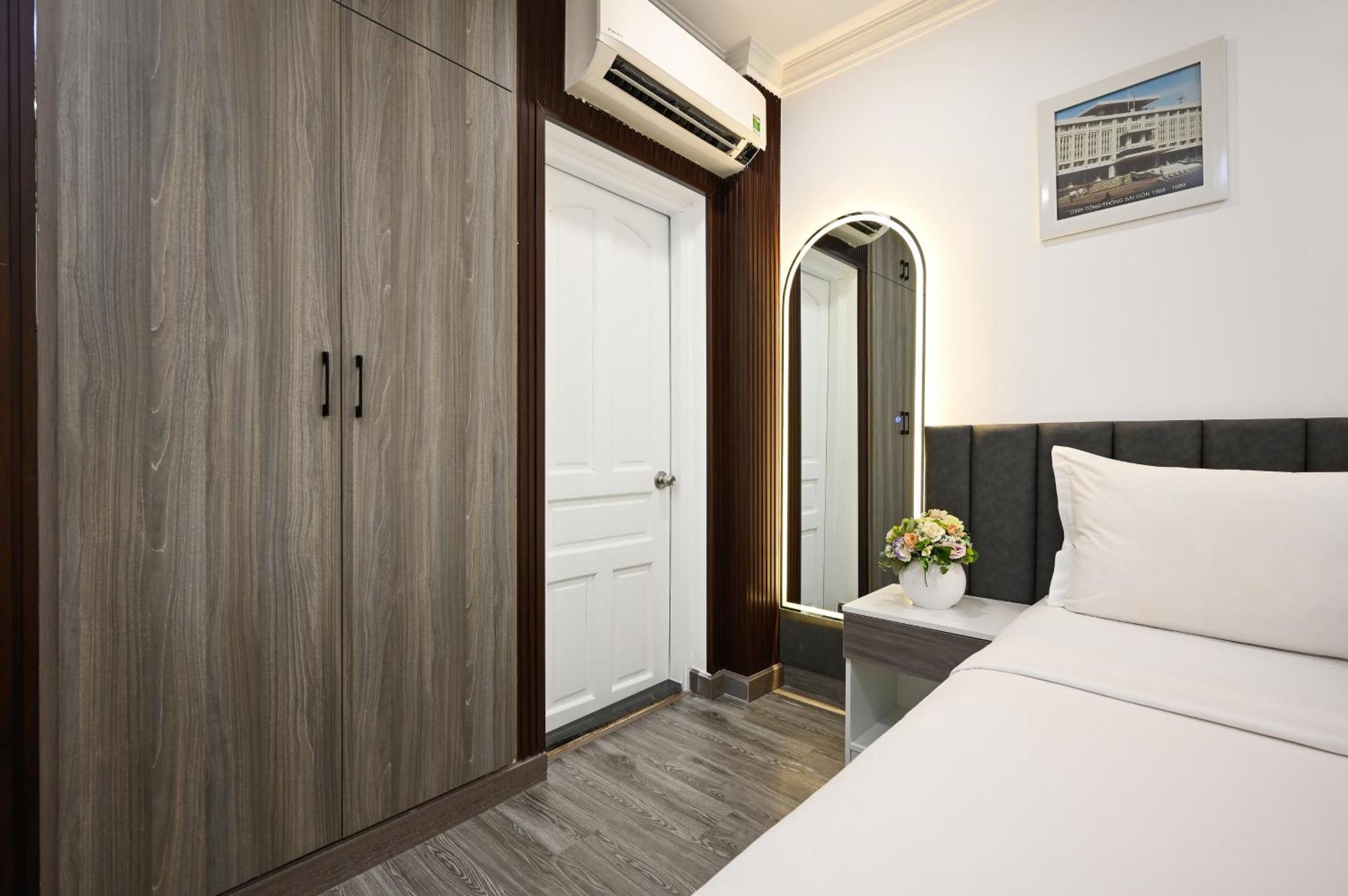 Ruby Saigon Hotel - Ben Thanh Ho Chi Minh-staden Exteriör bild